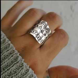 Vintage Band Ring
